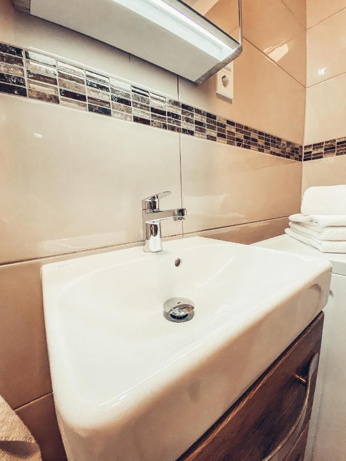 שיופוק Casa Luxury Wellness Apartman By Bltn מראה חיצוני תמונה