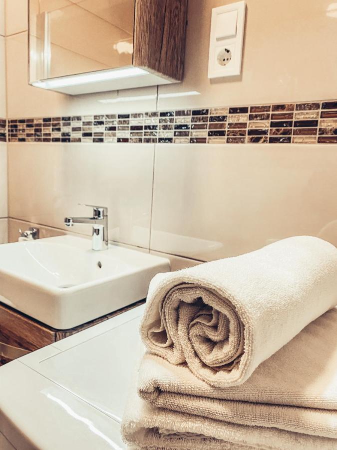 שיופוק Casa Luxury Wellness Apartman By Bltn מראה חיצוני תמונה