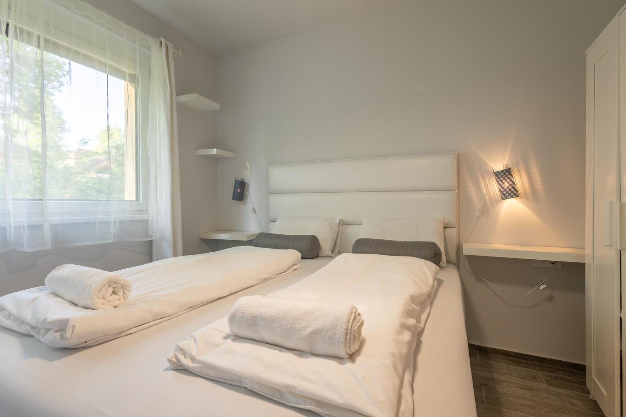 שיופוק Casa Luxury Wellness Apartman By Bltn מראה חיצוני תמונה