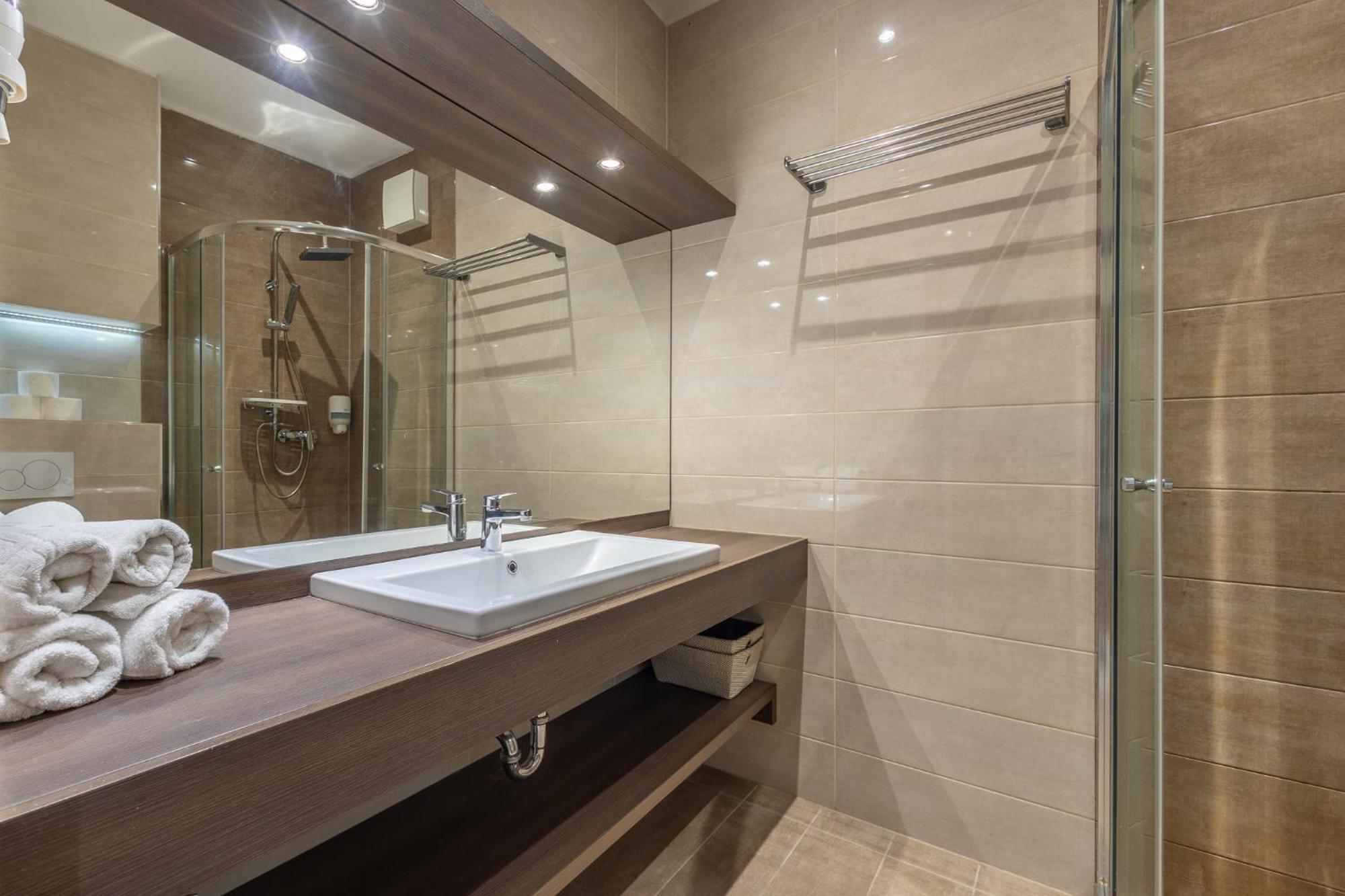 שיופוק Casa Luxury Wellness Apartman By Bltn מראה חיצוני תמונה