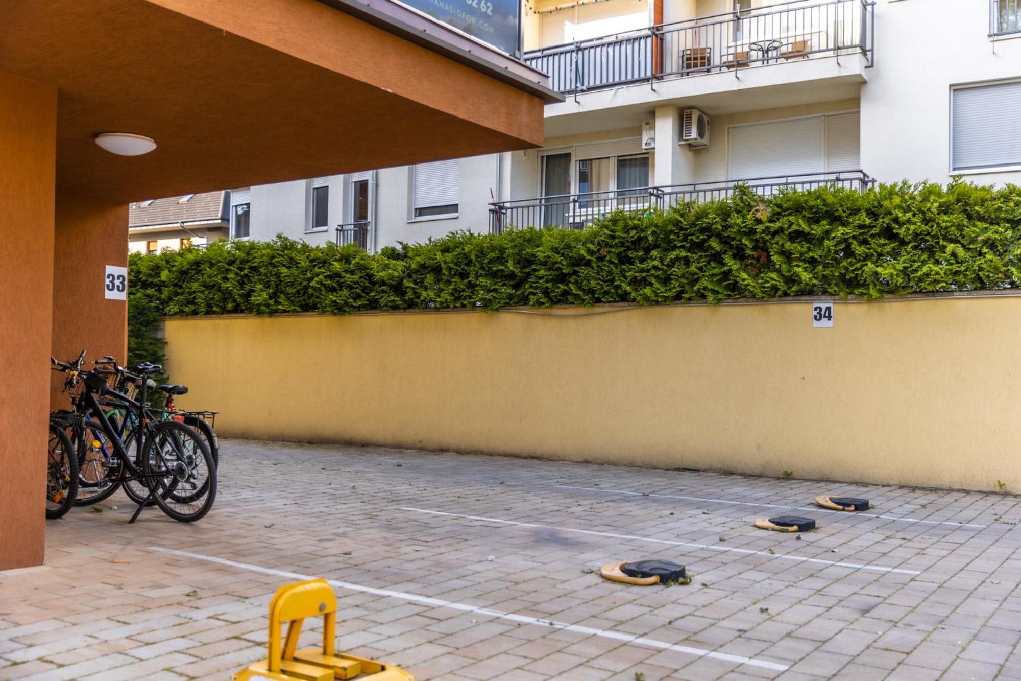 שיופוק Casa Luxury Wellness Apartman By Bltn מראה חיצוני תמונה