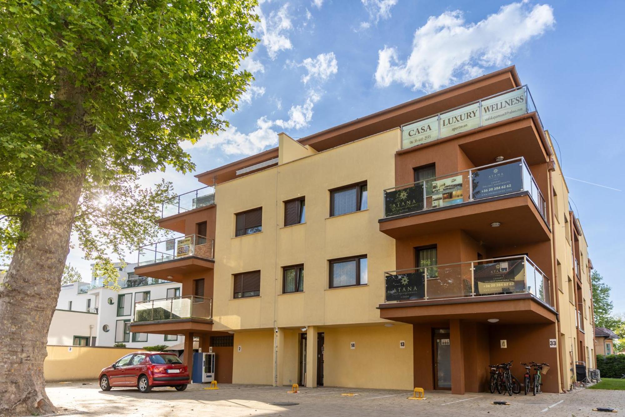 שיופוק Casa Luxury Wellness Apartman By Bltn מראה חיצוני תמונה